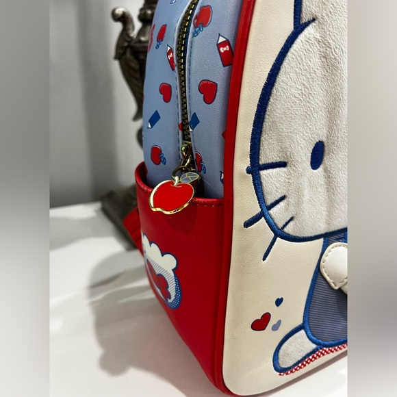 Hello Kitty Cream and Red Backpack - Picture 3 of 9